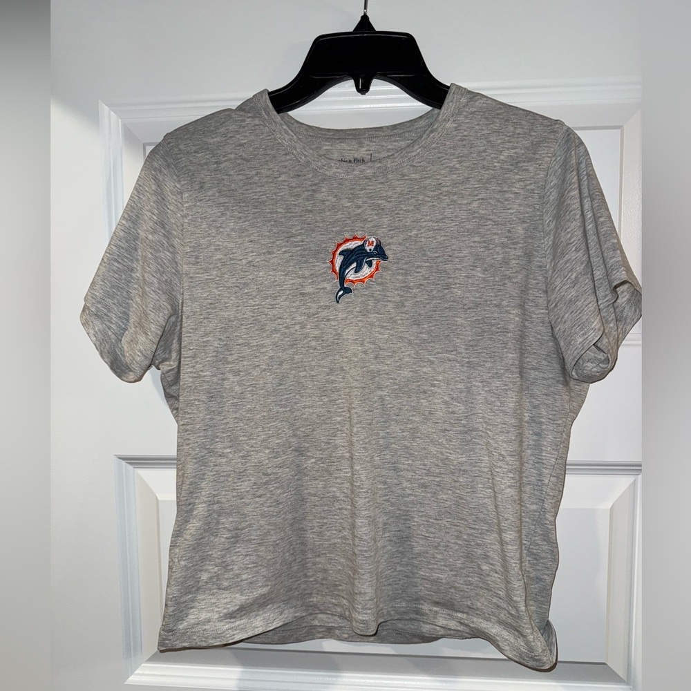 Abercrombie Short-Sleeve Miami Dolphins Graphic Skimming Tee